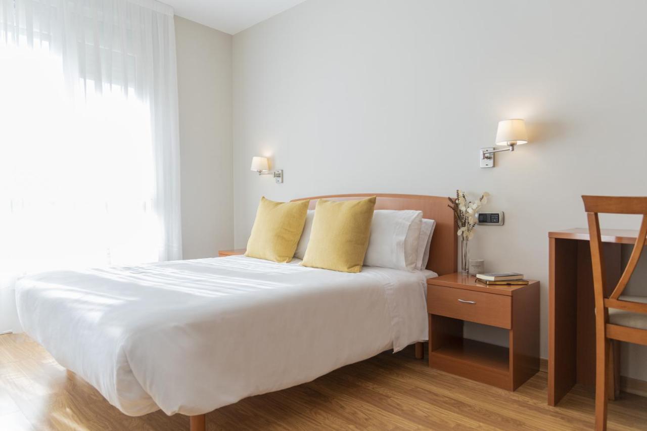 Hostal Alba ลูโก ภายนอก รูปภาพ
