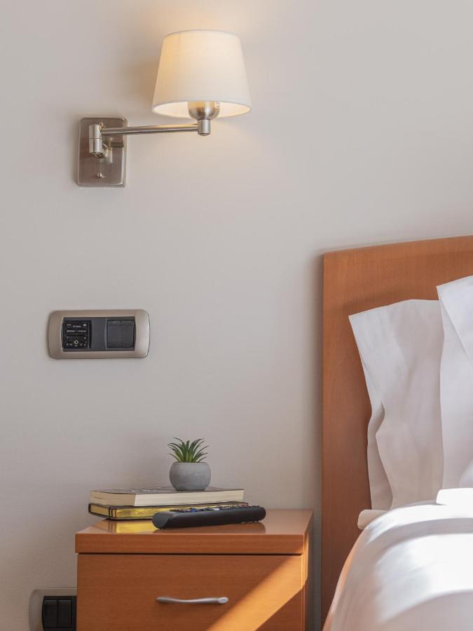 Hostal Alba ลูโก ภายนอก รูปภาพ